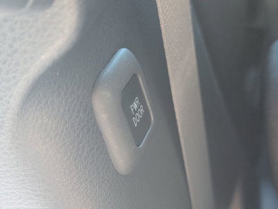 2025 Toyota Sienna LE