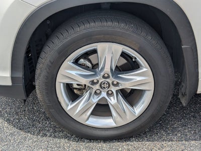 2017 Toyota Highlander Limited