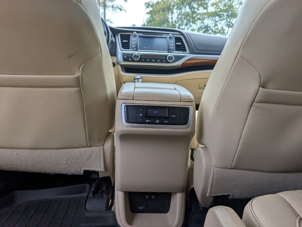 2017 Toyota Highlander Limited