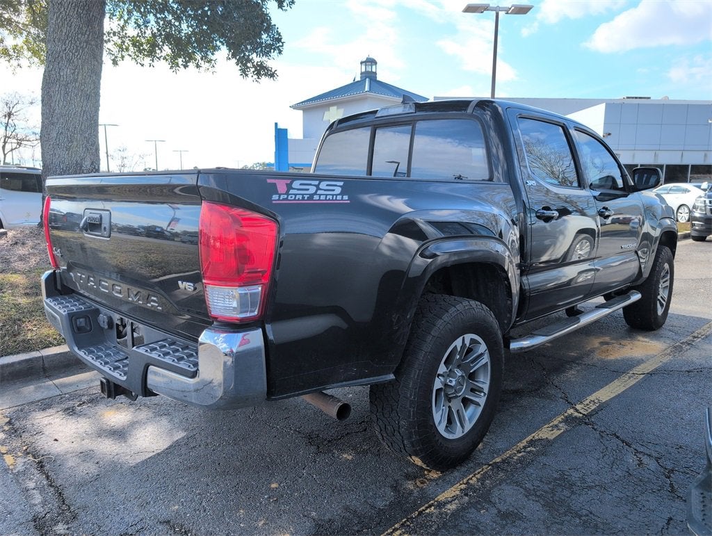 2016 Toyota Tacoma SR