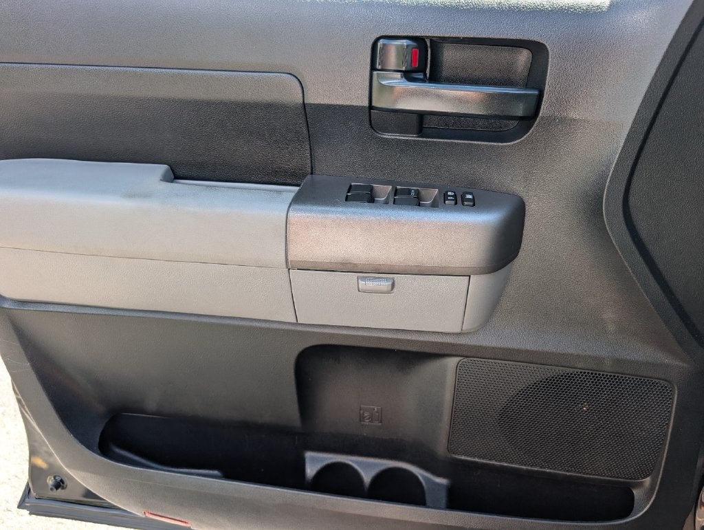 2012 Toyota Tundra 2WD Truck CREW 2WD V8 4.6 G