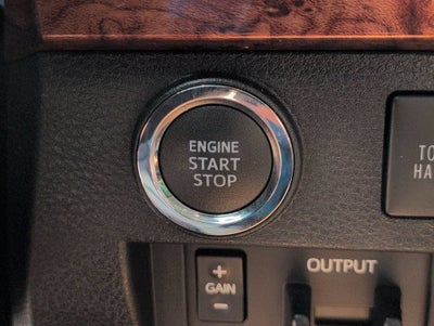 2021 Toyota Tundra 2WD Platinum