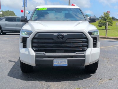 2024 Toyota Tundra 4WD SR5