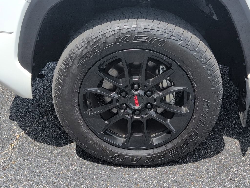2024 Toyota Tundra 4WD SR5