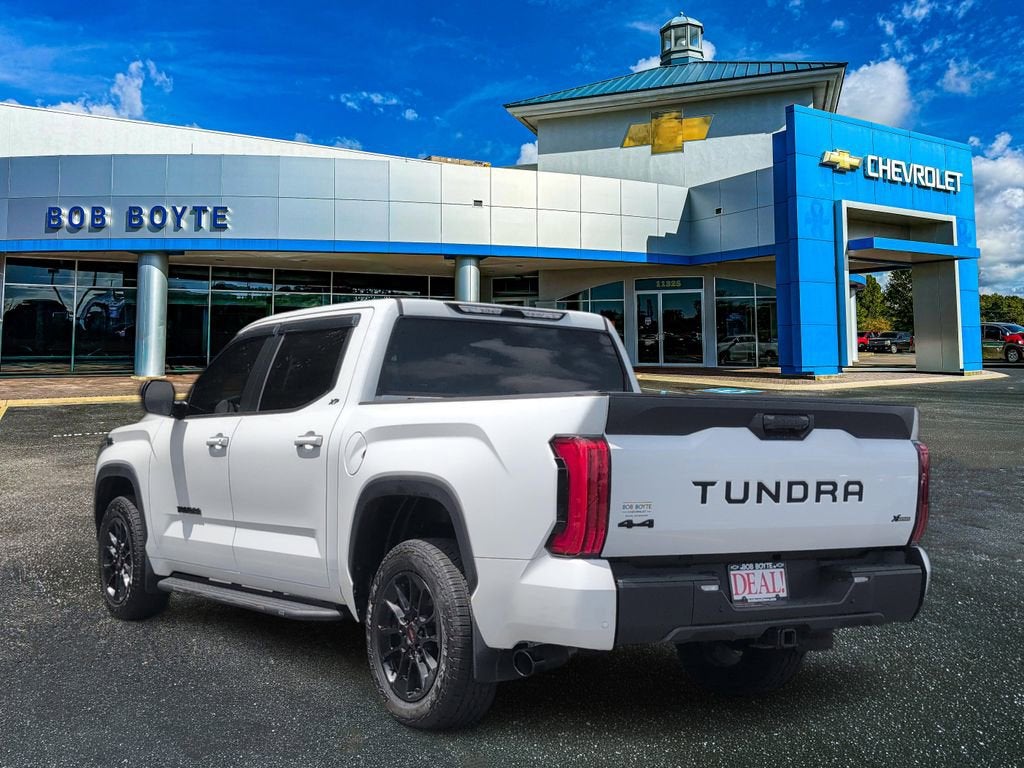 2024 Toyota Tundra 4WD SR5