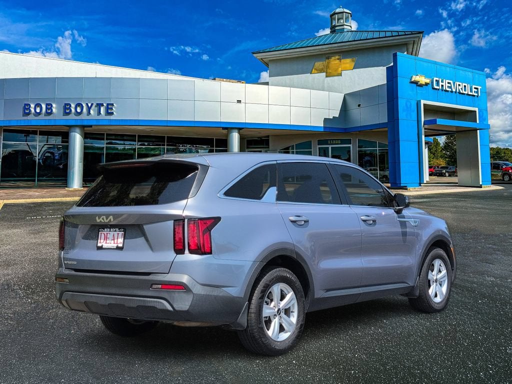 2023 Kia Sorento LX