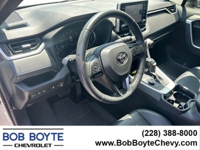 2021 Toyota RAV4 Hybrid XSE