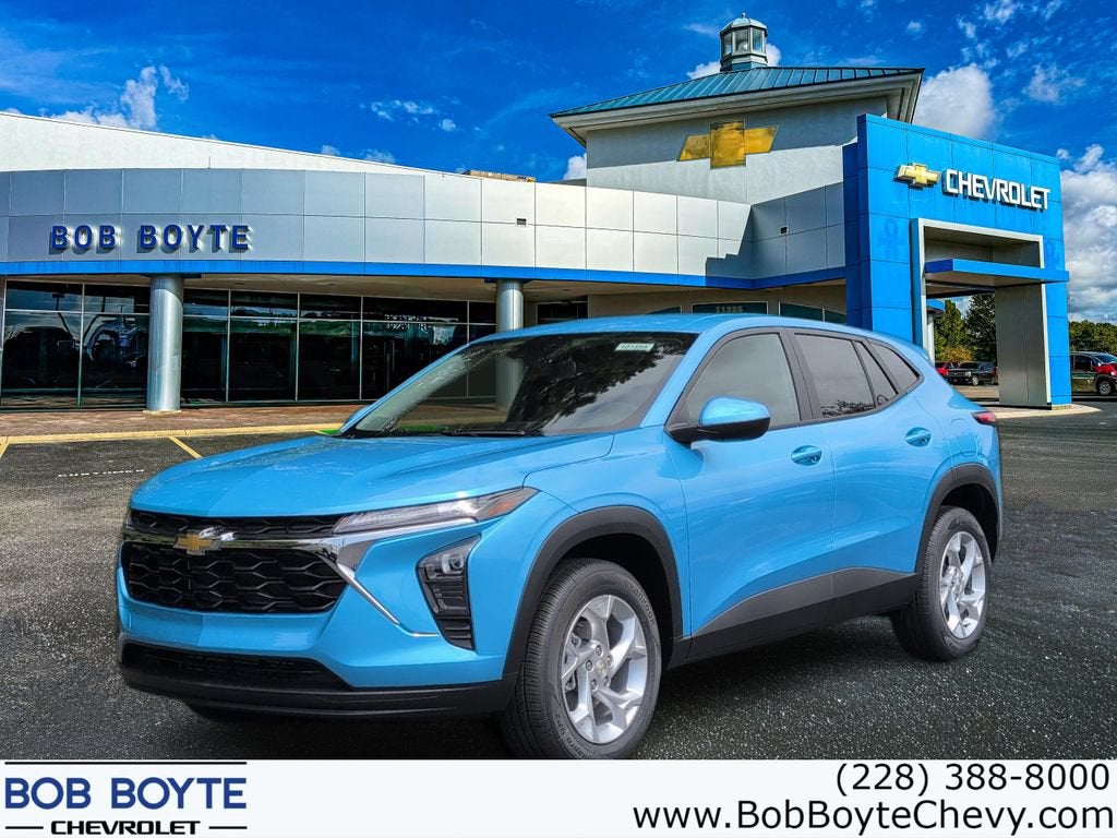 2026 Chevrolet Trax LS
