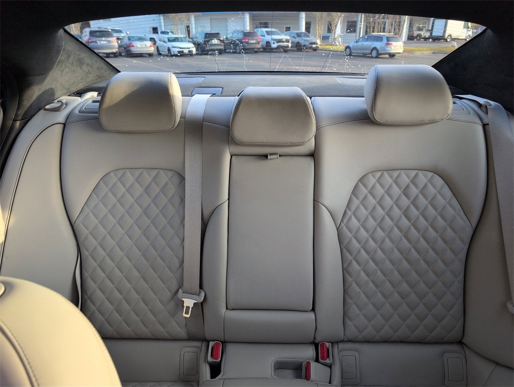 2022 Genesis G70 3.3T