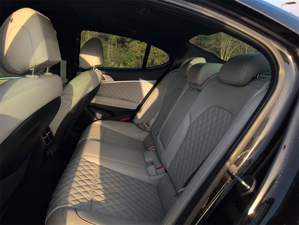 2022 Genesis G70 3.3T