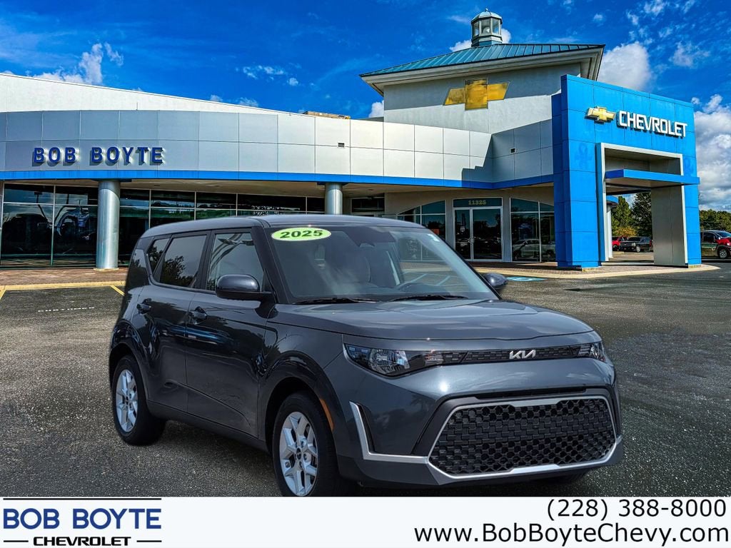 2025 Kia Soul 2.0L LX IVT's photo