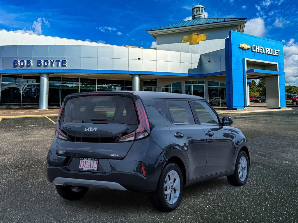 2025 Kia Soul LX