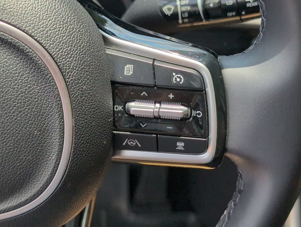 2022 Kia Carnival EX