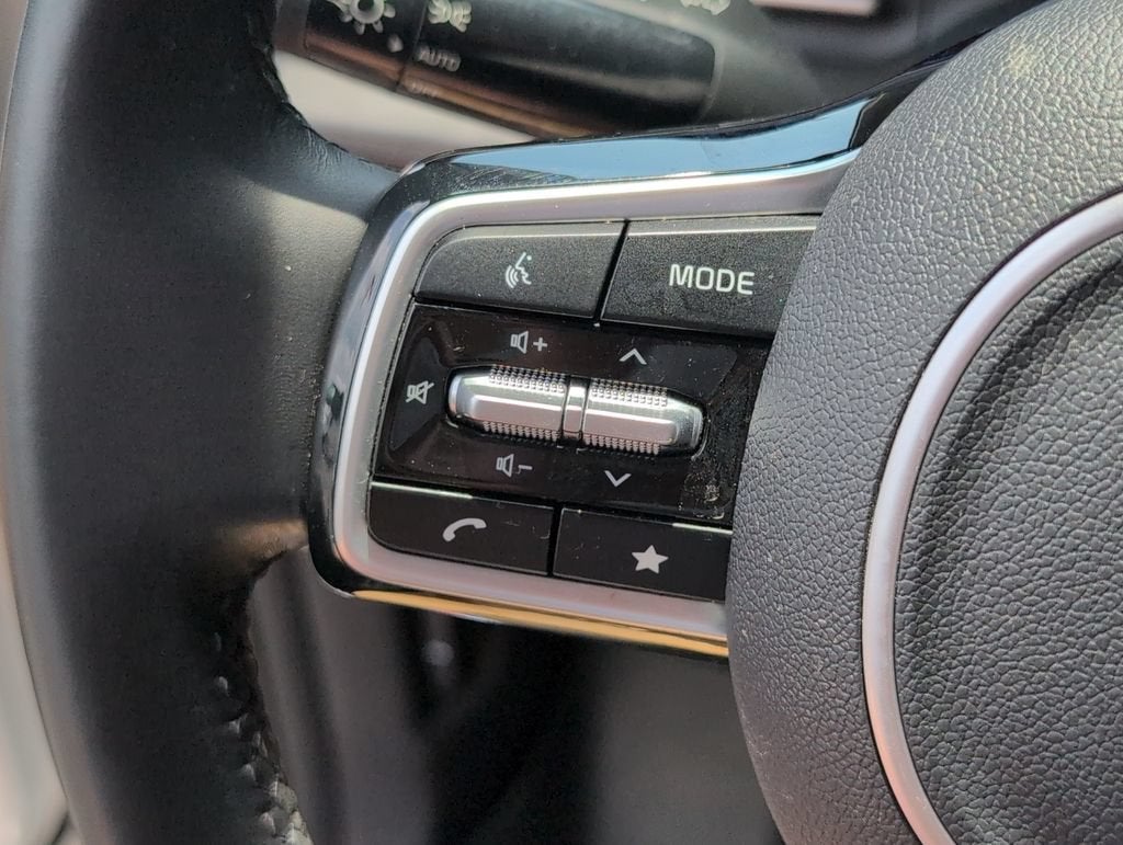 2022 Kia Carnival EX