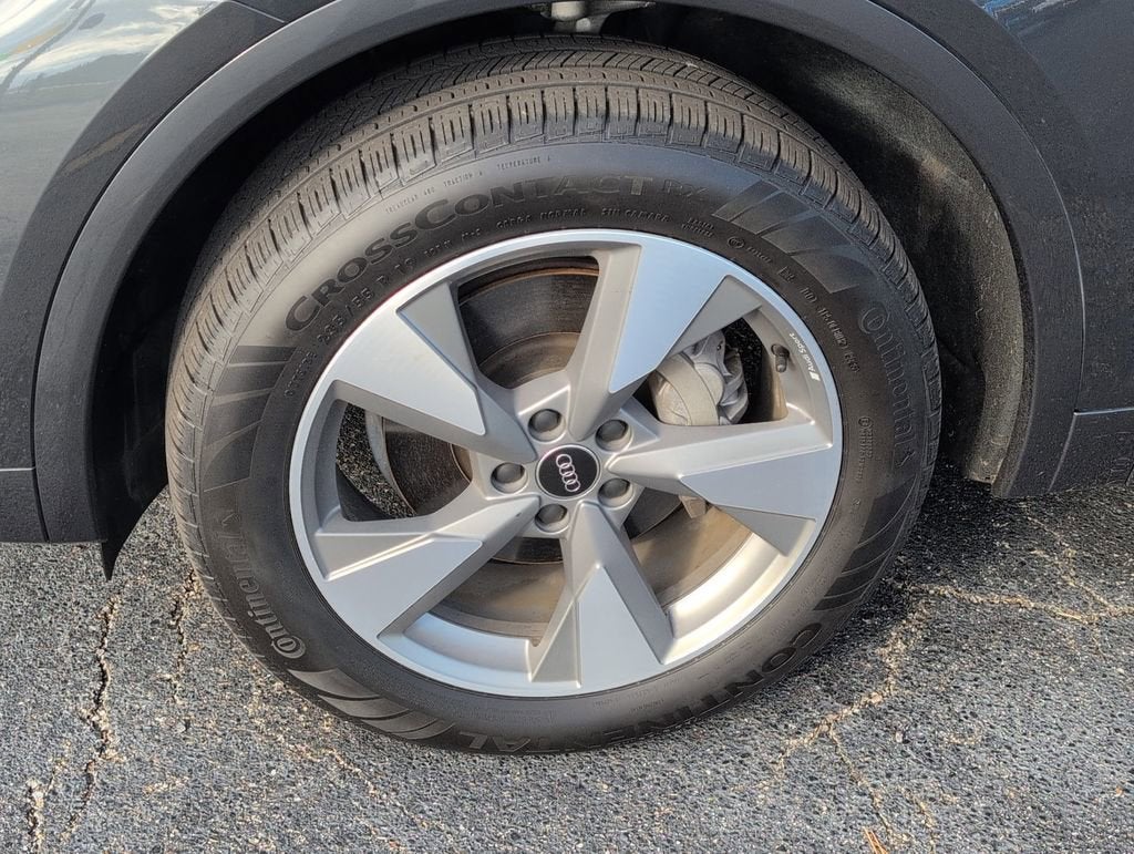 2022 Audi Q5 Premium