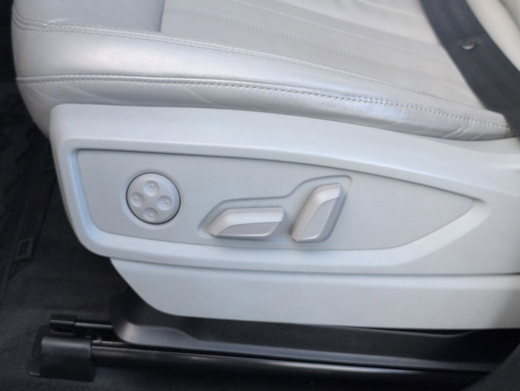 2022 Audi Q5 Premium