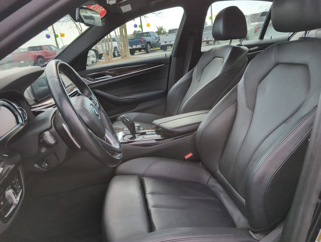 2018 BMW 5 Series 530i