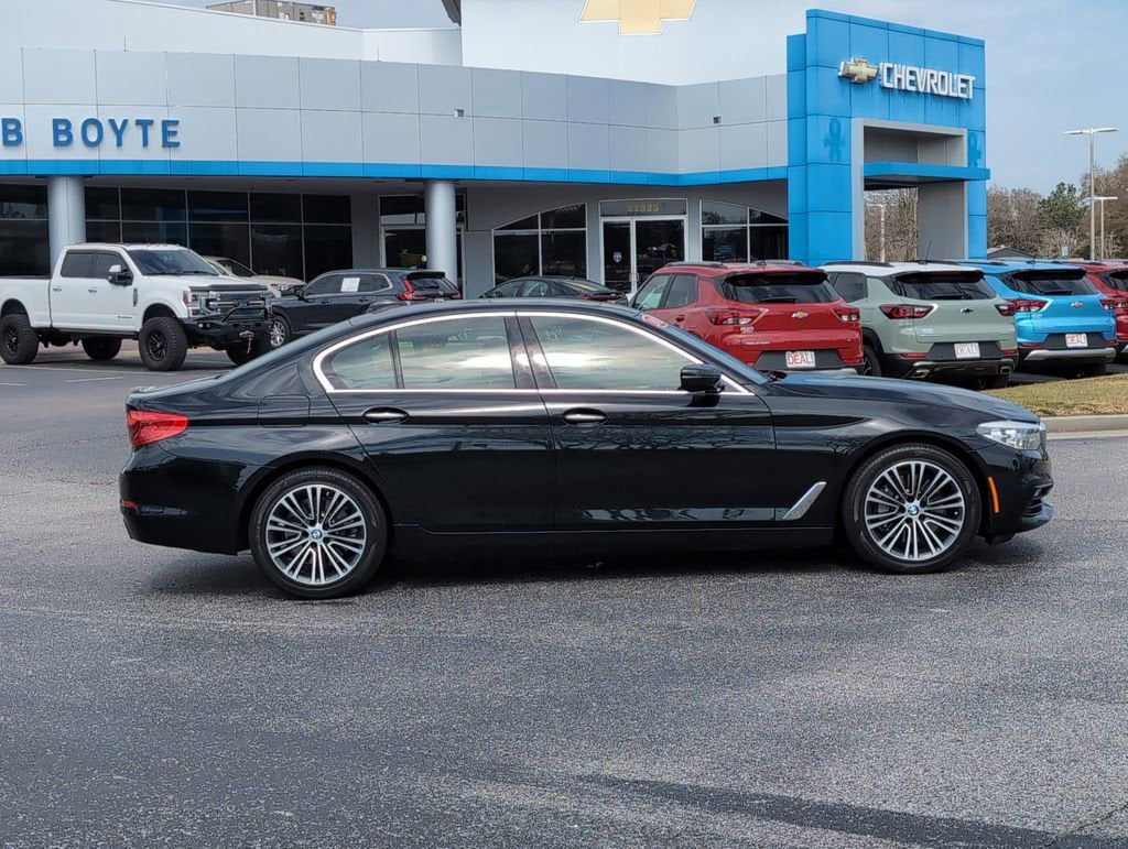 2018 BMW 5 Series 530i