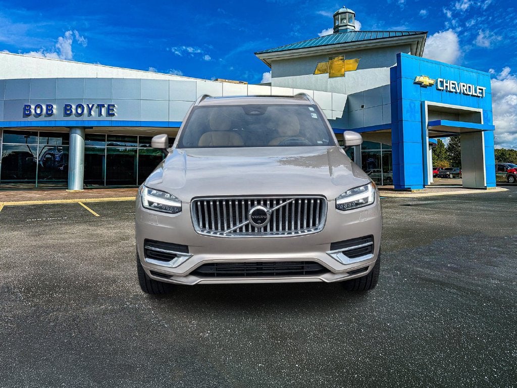 2024 Volvo XC90 Recharge Plug-In Hybrid T8 Ultimate Bright Theme 7-Seater