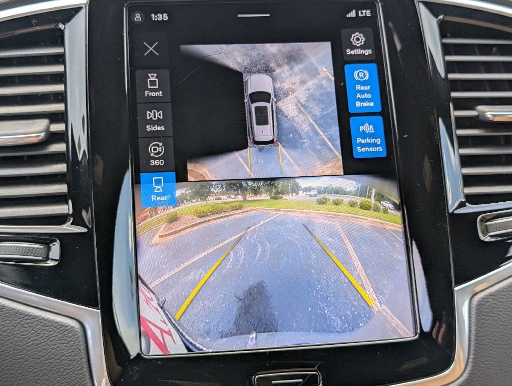 2024 Volvo XC90 Recharge Plug-In Hybrid T8 Ultimate Bright Theme 7-Seater