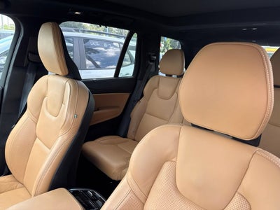 2024 Volvo XC90 Recharge Plug-In Hyb Ultimate Bright Theme