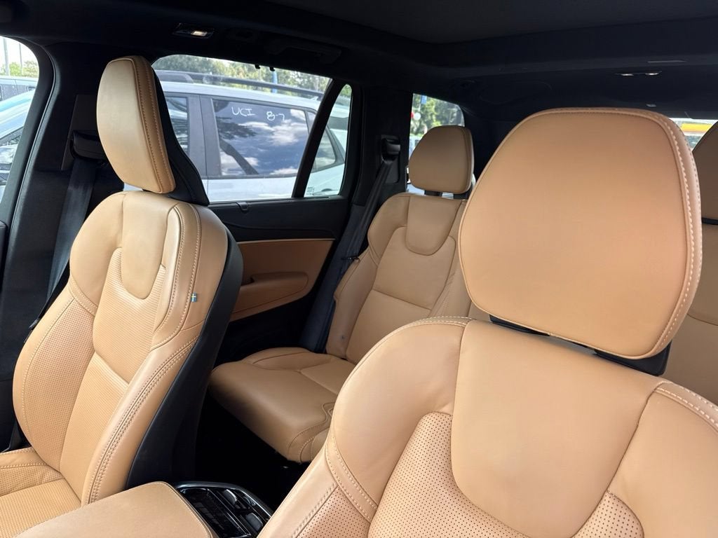 2024 Volvo XC90 Recharge Plug-In Hyb Ultimate Bright Theme