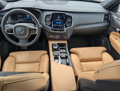 2024 Volvo XC90 Recharge Plug-In Hybrid T8 Ultimate Bright Theme 7-Seater